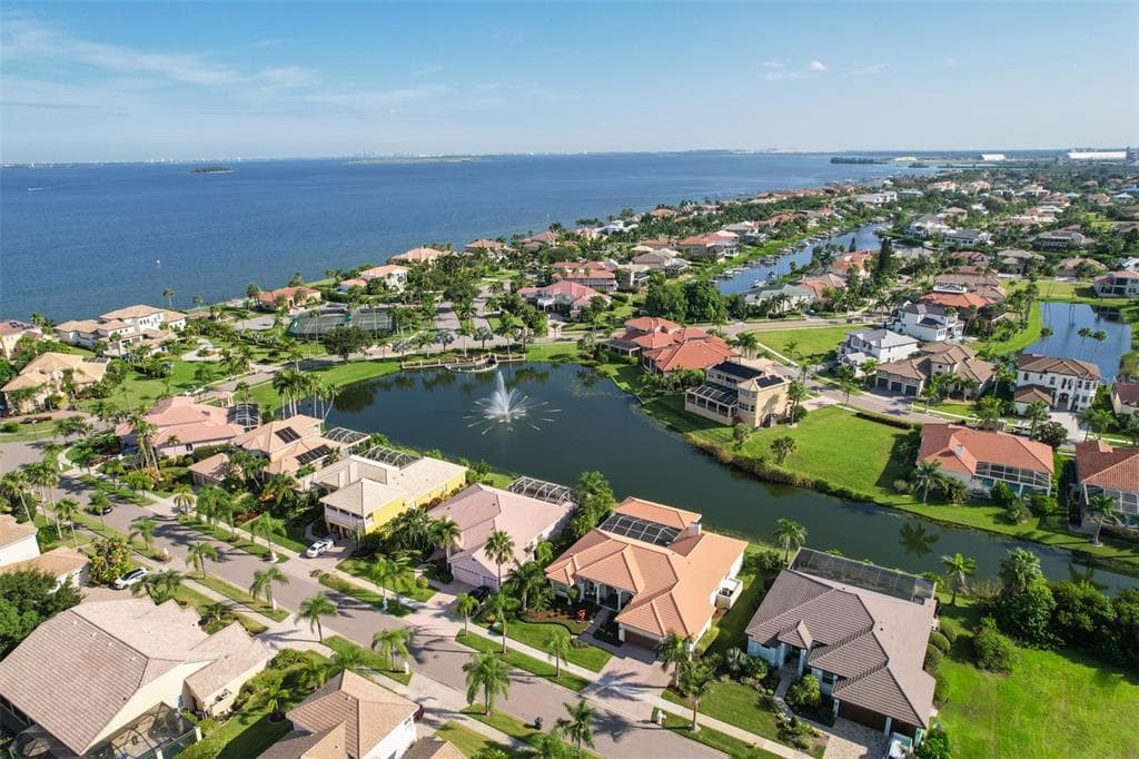 1335 JUMANA LOOP APOLLO BEACH, FL 33572