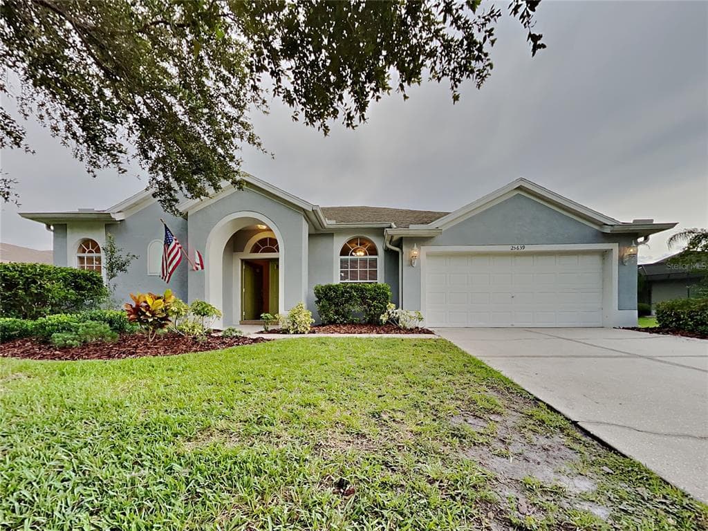 25639 RISEN STAR DRIVE WESLEY CHAPEL, FL 33544