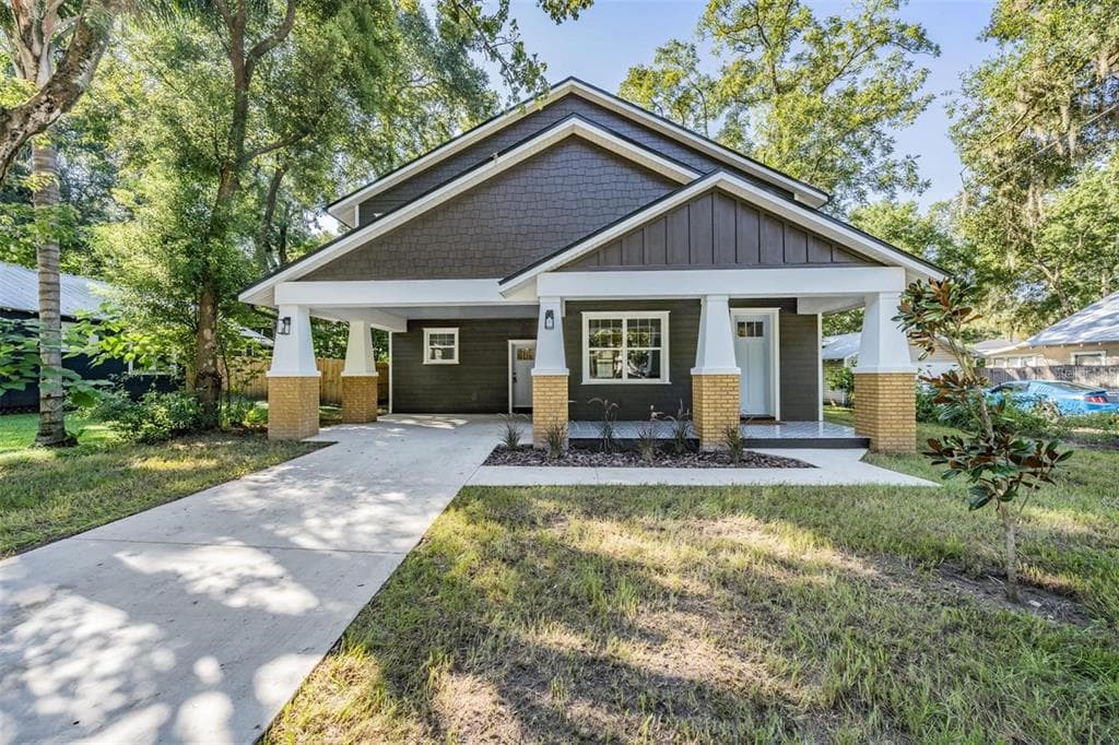 1509 E KNOLLWOOD STREET TAMPA, FL 33610