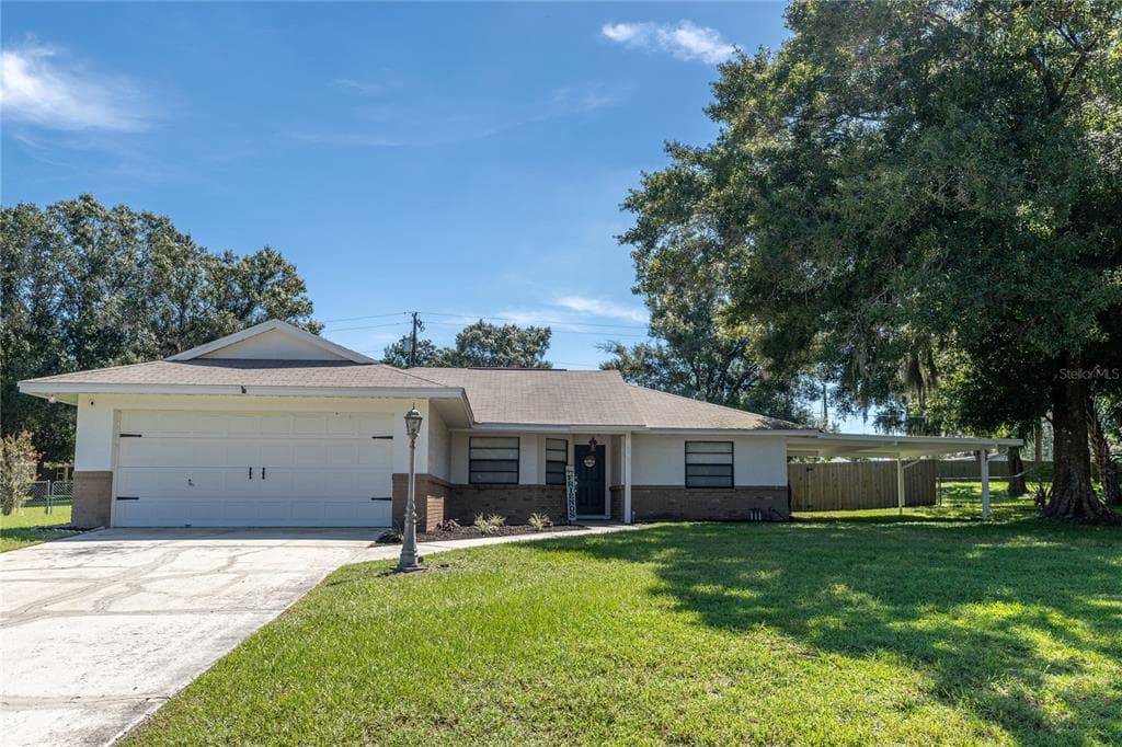 8517 SUNNYDALE LANE LAKELAND, FL 33809