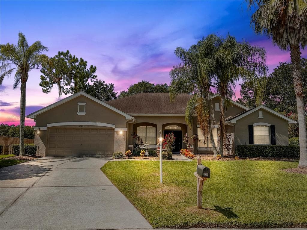 3013 SPRING HAMMOCK DRIVE