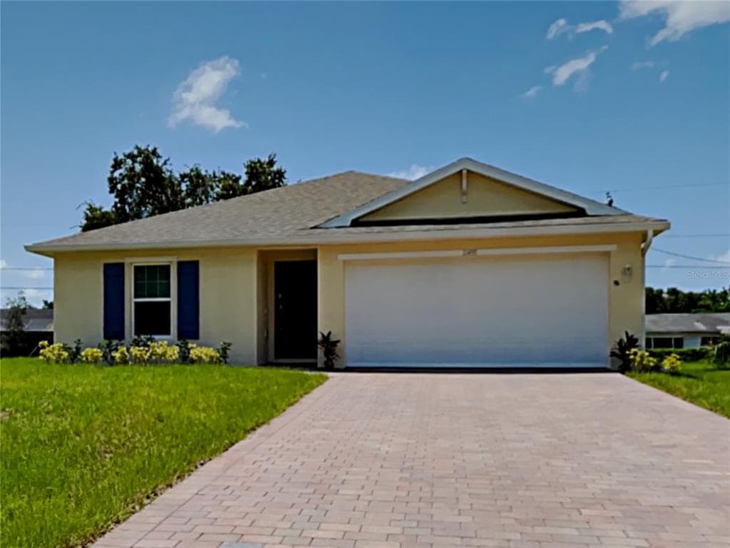 21495 FAIRWAY AVENUE PORT CHARLOTTE, FL 33952