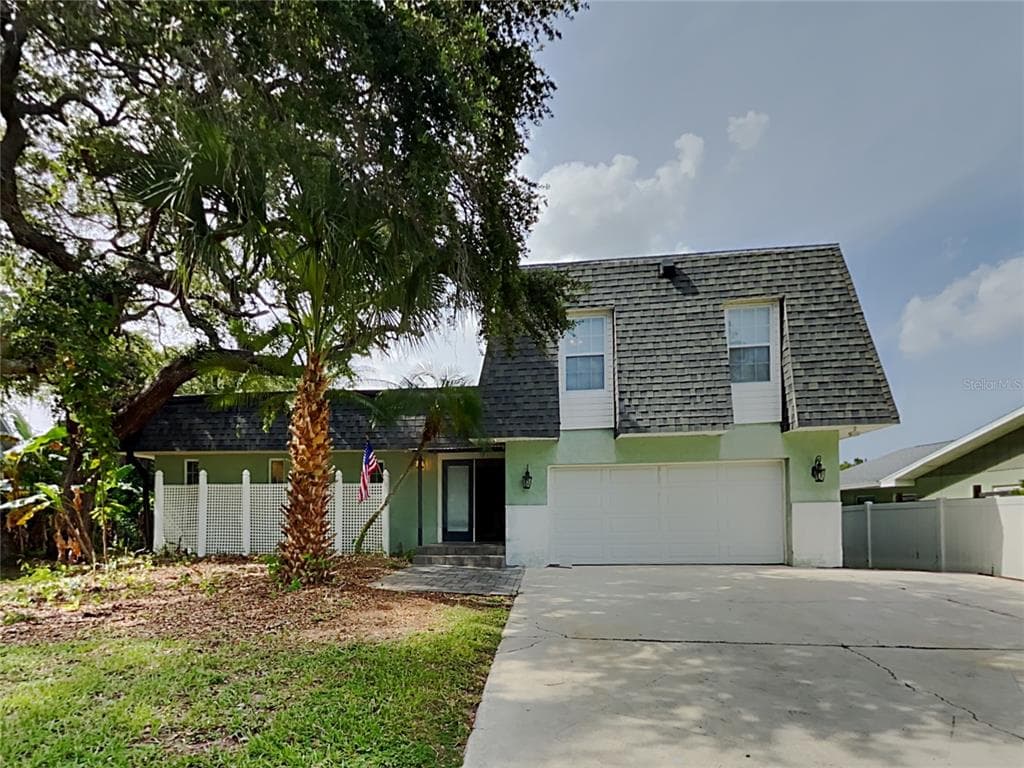 3083 HICKORY DRIVE LARGO, FL 33770