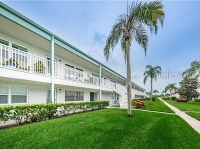 5227 81ST LANE N UNIT 4
