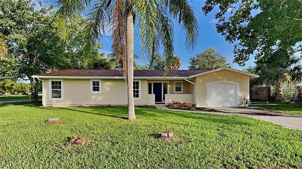 2202 AUSTIN AVENUE DELTONA, FL 32738