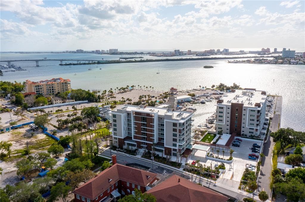 920 N OSCEOLA AVENUE UNIT 705 CLEARWATER, FL 33755