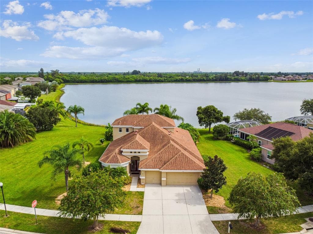 835 SEMINOLE SKY DRIVE RUSKIN, FL 33570