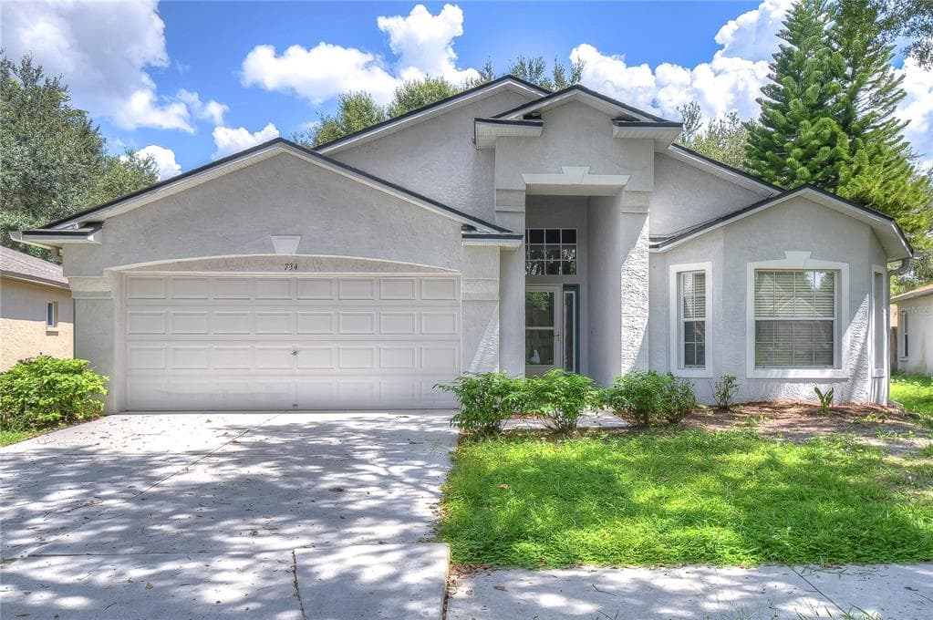 734 SOMERSTONE DRIVE VALRICO, FL 33594