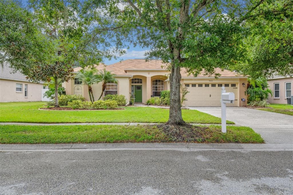 9211 WATERBIRD DRIVE RIVERVIEW, FL 33578