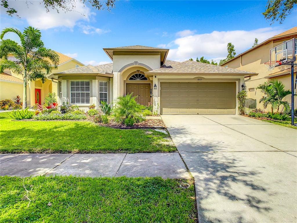 18917 FISHERMANS BEND DRIVE LUTZ, FL 33558