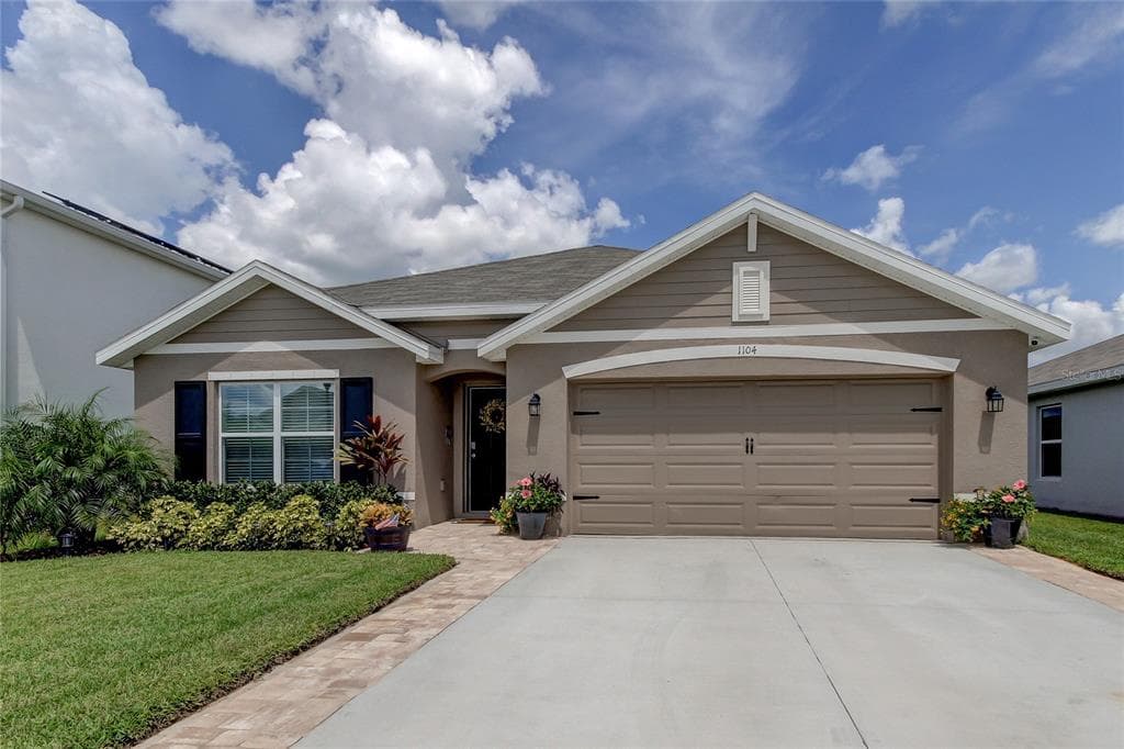 1104 SWAYING SAWGRASS AVENUE RUSKIN, FL 33570