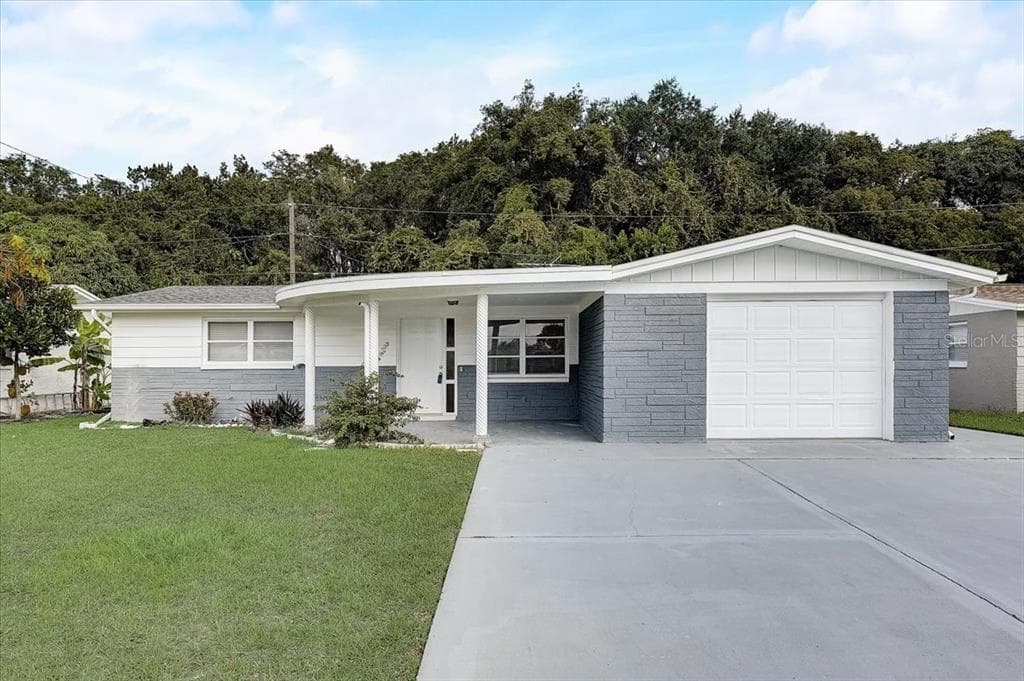 5335 DAWN LANE HOLIDAY, FL 34690