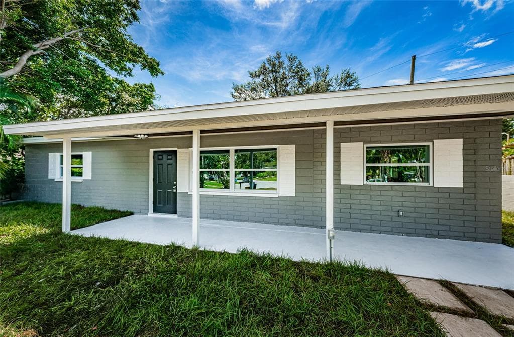 10120 64TH AVENUE SEMINOLE, FL 33772