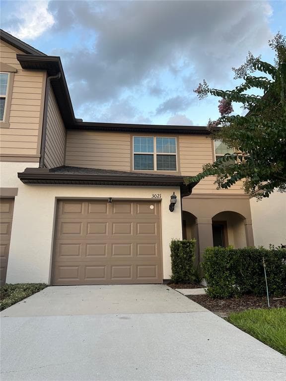 3021 ALESSA LOOP APOPKA, FL 32703