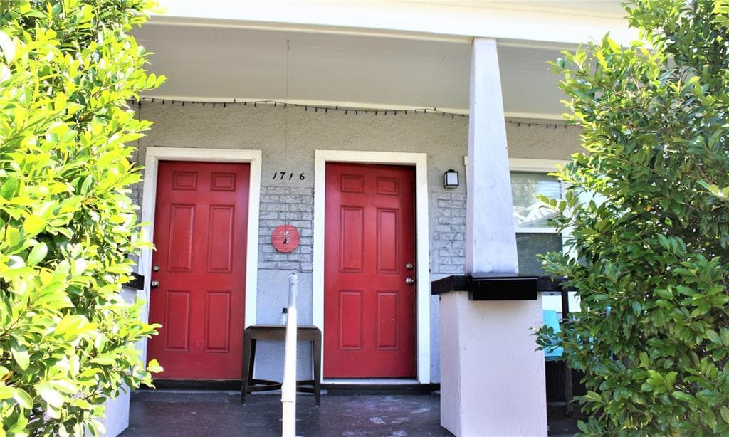 1716 E COLUMBUS DRIVE UNIT B TAMPA, FL 33605
