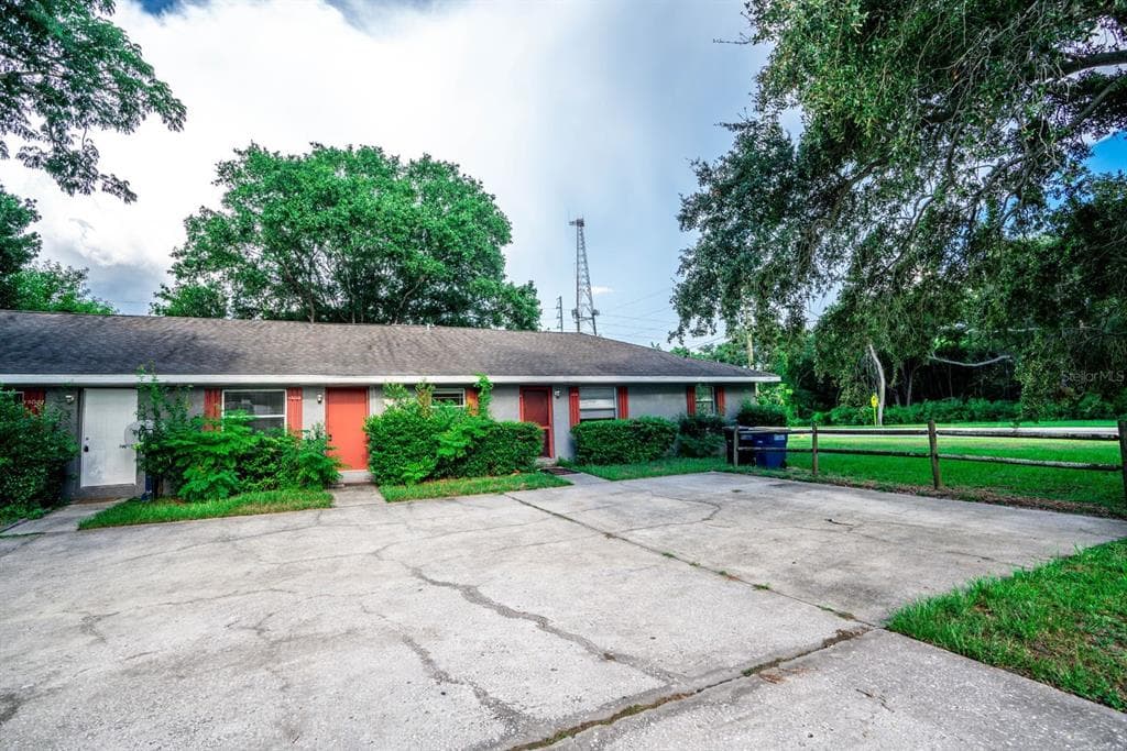 1903 CHENANGO AVENUE CLEARWATER, FL 33755