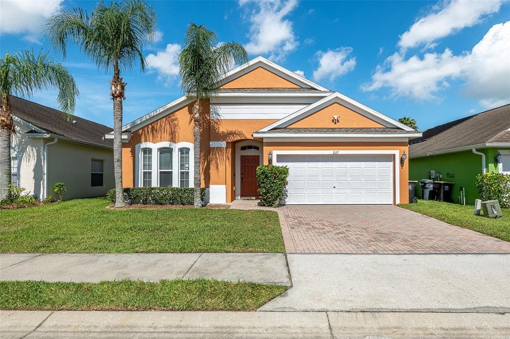 227 VIZCAY WAY DAVENPORT, FL 33837