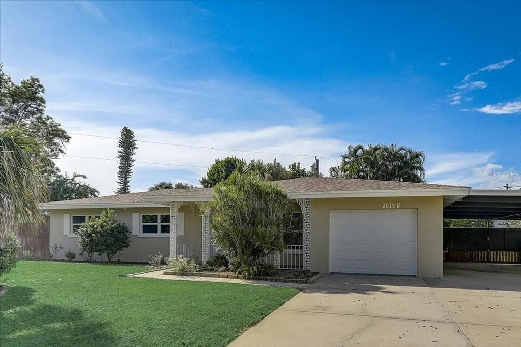 2019 HOPKINS DRIVE W BRADENTON, FL 34207