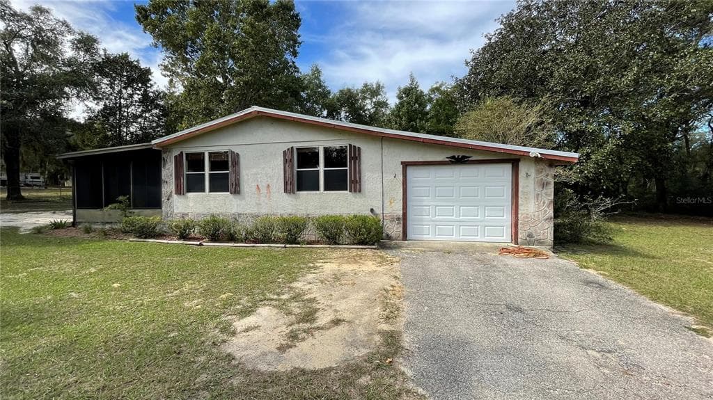 531 MARINERS LAKE DRIVE INTERLACHEN, FL 32148
