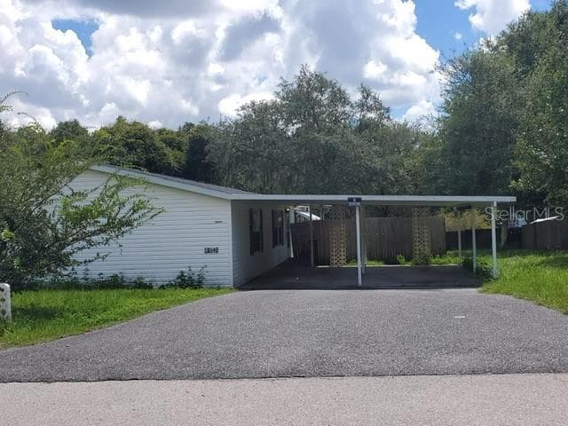 18540 SE 21ST STREET SILVER SPRINGS, FL 34488