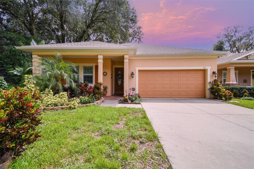 545 WESTCHESTER HILLS LANE VALRICO, FL 33594