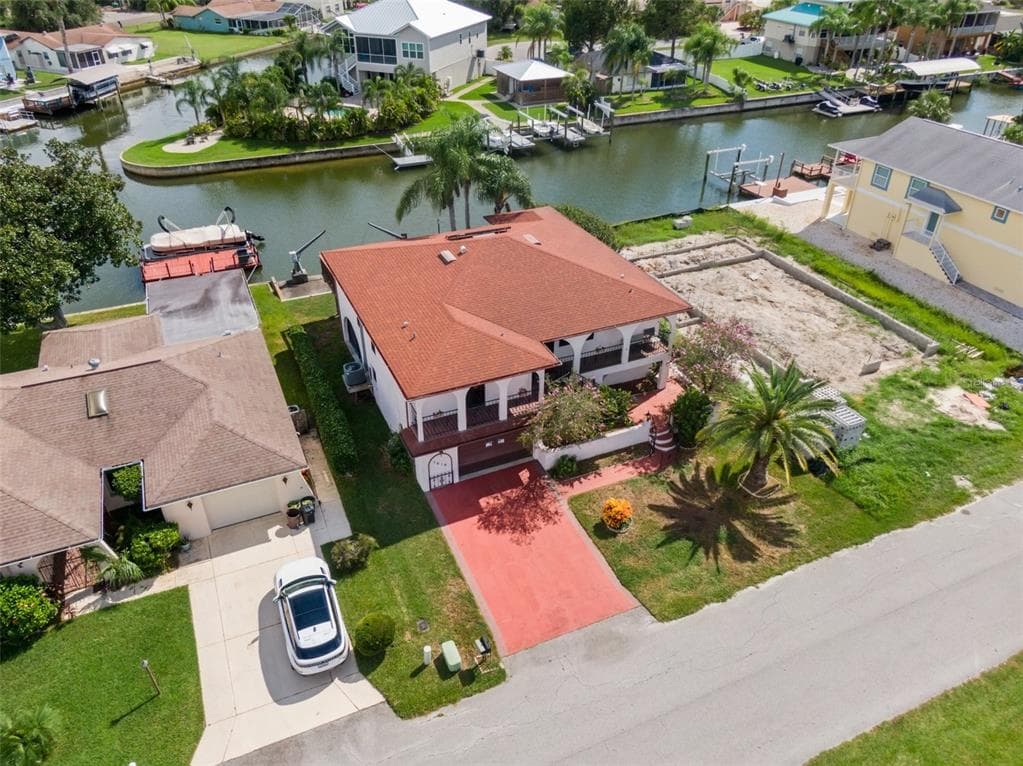 7518 YACHTSMAN DRIVE HUDSON, FL 34667