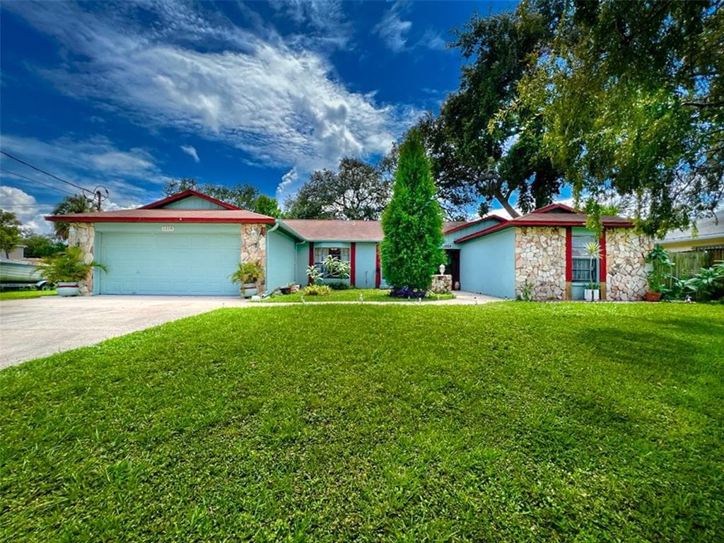 1318 W NASSAU STREET TAMPA, FL 33607