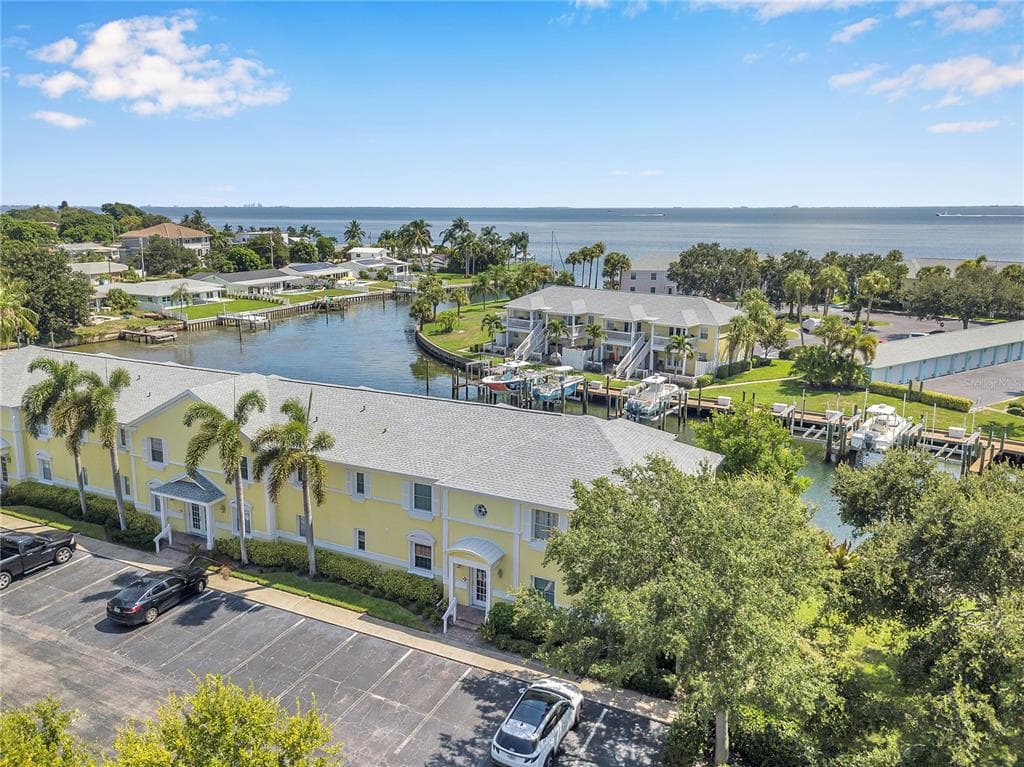 4740 BEACH DRIVE SE UNIT C ST PETERSBURG, FL 33705