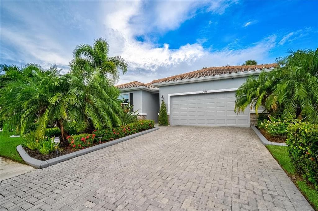 2838 ORIOLE DRIVE SARASOTA, FL 34243