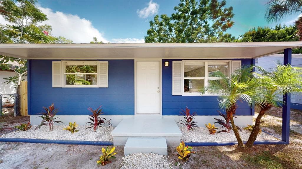 4616 9TH AVENUE S ST PETERSBURG, FL 33711
