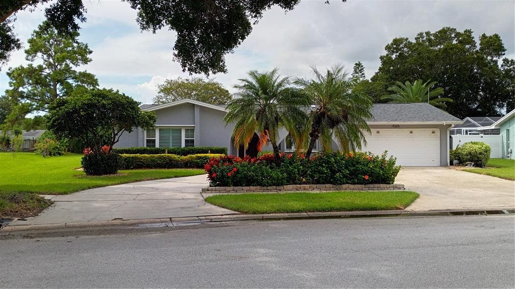2119 EGRET DRIVE CLEARWATER, FL 33764