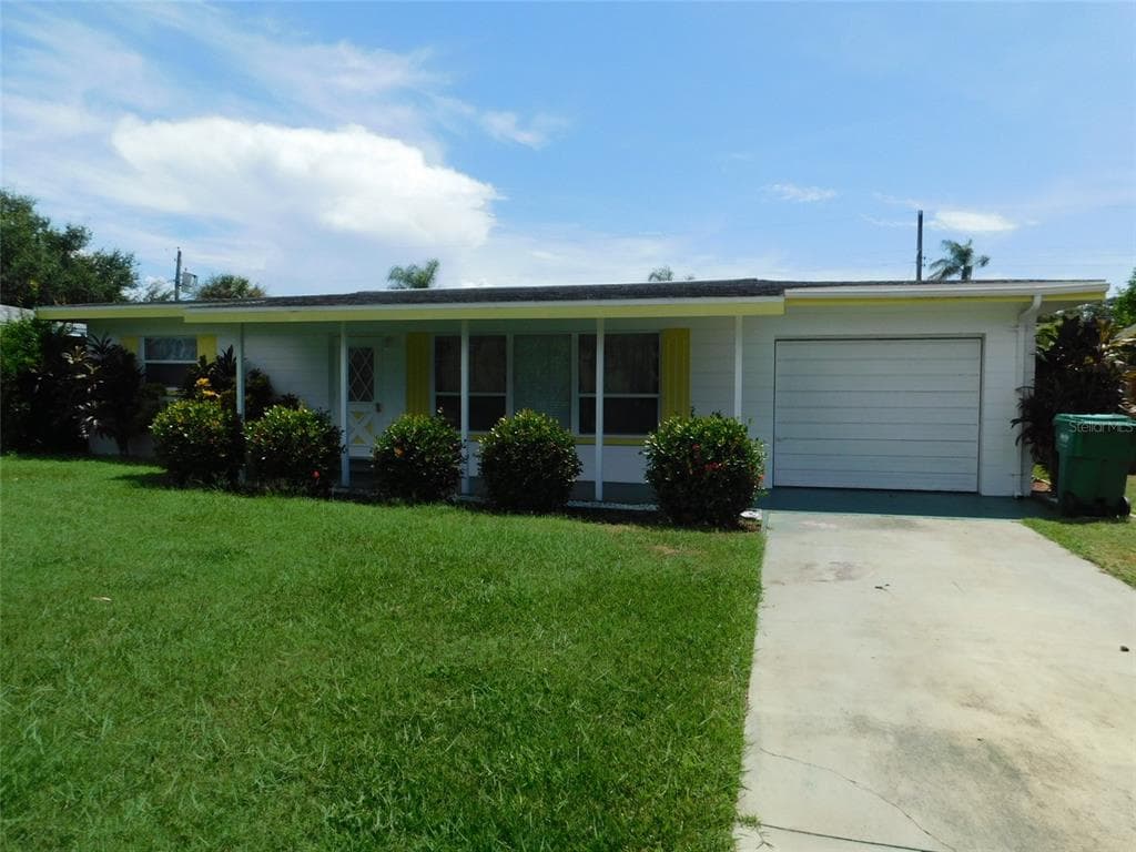 10856 57TH AVENUE SEMINOLE, FL 33772