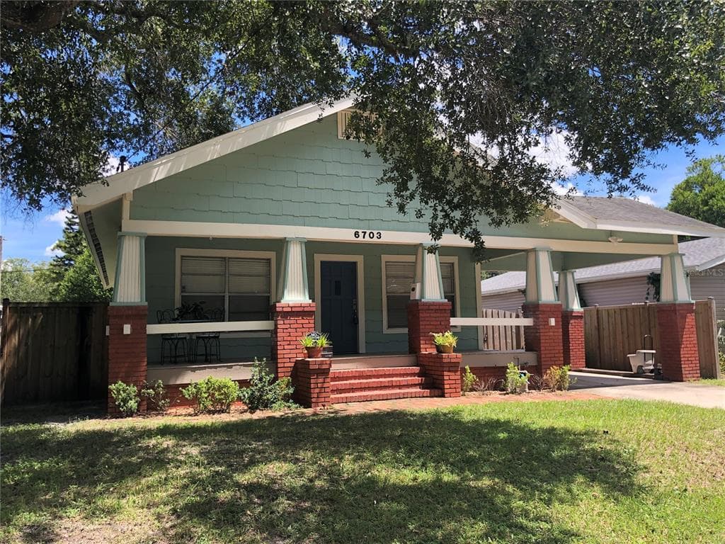 6703 N WELLINGTON AVENUE TAMPA, FL 33604