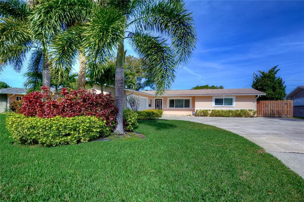 2645 63RD AVENUE S ST PETERSBURG, FL 33712