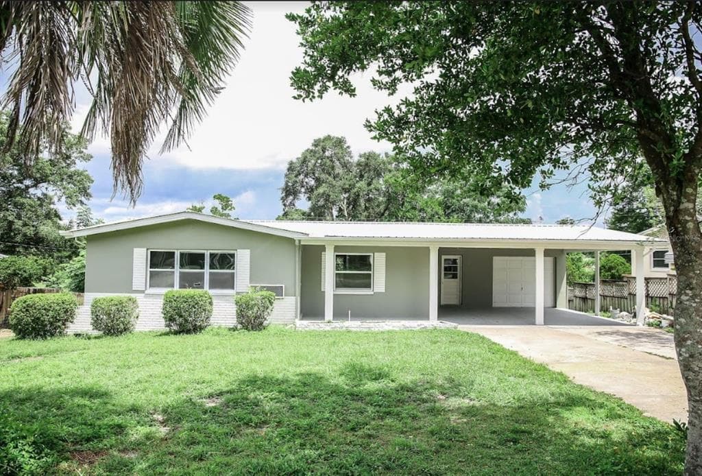 19 S LINCOLN AVENUE BEVERLY HILLS, FL 34465
