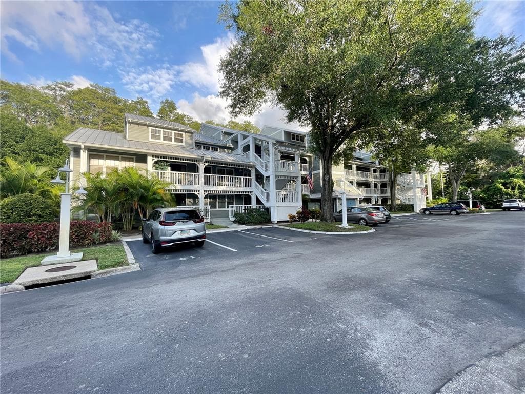 2577 DOLLY BAY DRIVE UNIT 205 PALM HARBOR, FL 34684