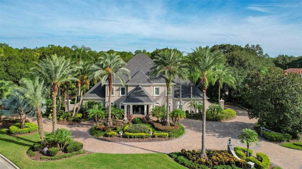 6211 EMMONS LANE TAMPA, FL 33647