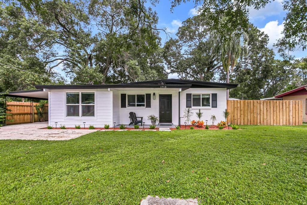 1713 W FERN STREET TAMPA, FL 33604