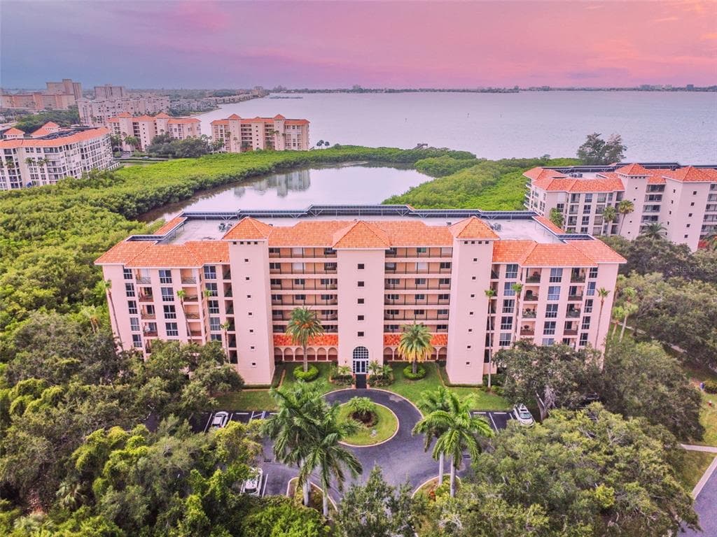 4750 DOLPHIN CAY LANE S UNIT 401 ST PETERSBURG, FL 33711