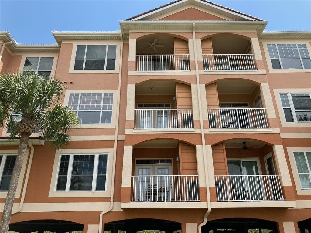 5000 CULBREATH KEY WAY UNIT 9216 TAMPA, FL 33611