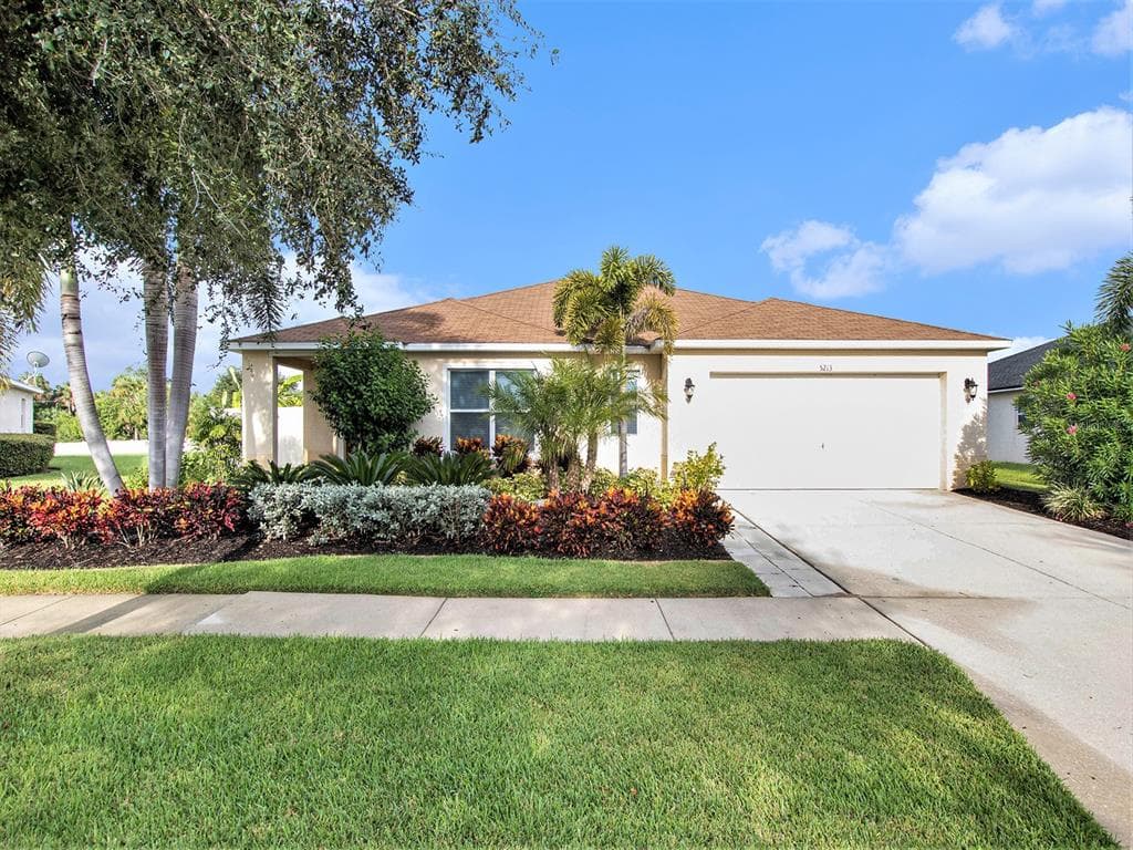 5213 MOON SHELL DRIVE APOLLO BEACH, FL 33572