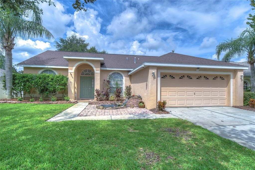 1726 LORIANA STREET BRANDON, FL 33511