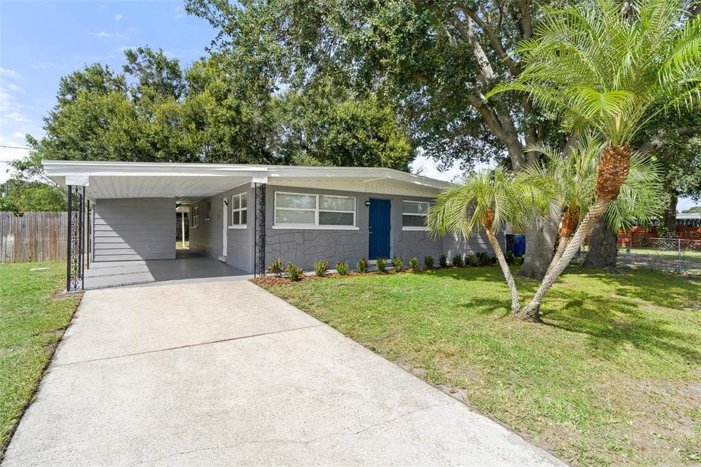 7412 PATRICIAN PLACE TAMPA, FL 33619