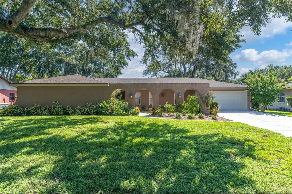 2830 BELLWOOD DRIVE BRANDON, FL 33511