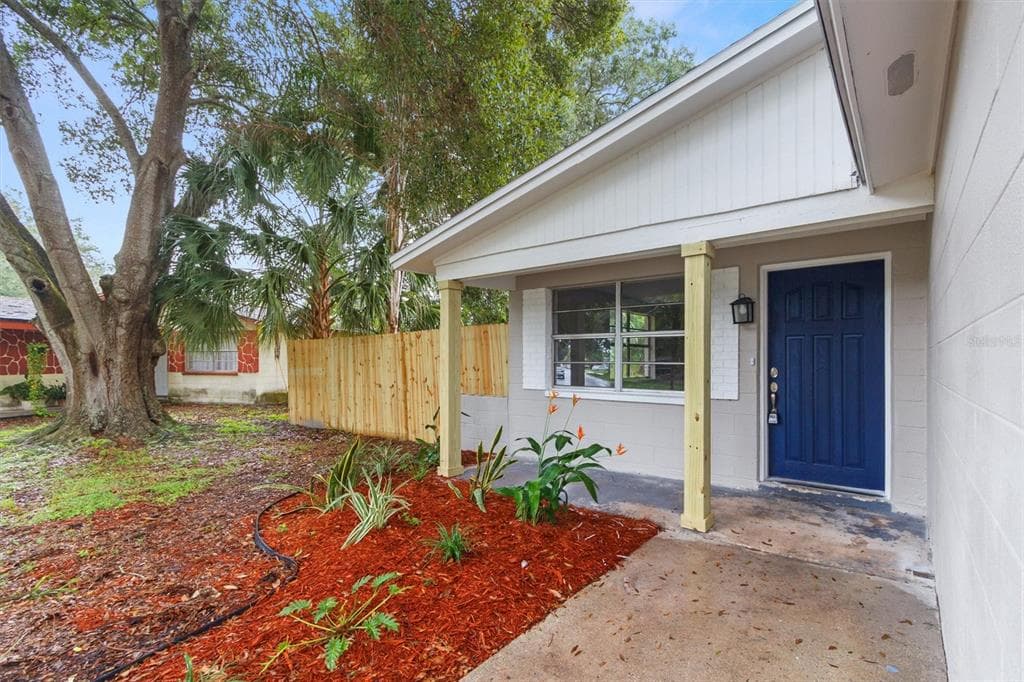6041 101ST AVENUE N PINELLAS PARK, FL 33782