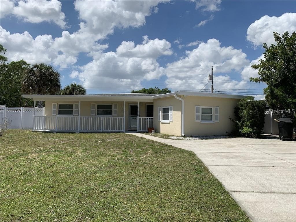 6888 20TH STREET N ST PETERSBURG, FL 33702