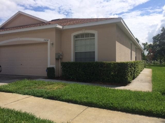 35239 WHISPERING PINES DRIVE ZEPHYRHILLS, FL 33541