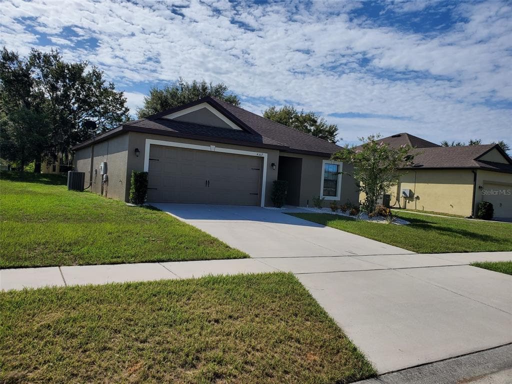 4567 BARBUDA DRIVE TAVARES, FL 32778