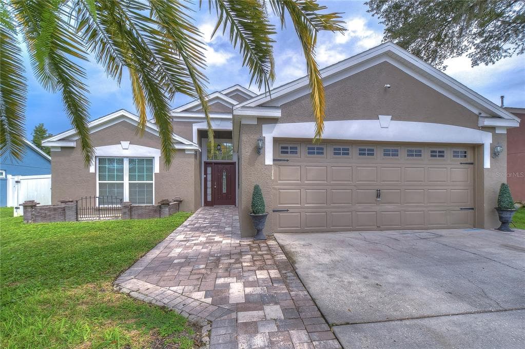29631 MORNINGMIST DRIVE WESLEY CHAPEL, FL 33543