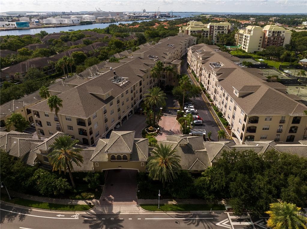 501 KNIGHTS RUN AVE UNIT 1234 TAMPA, FL 33602